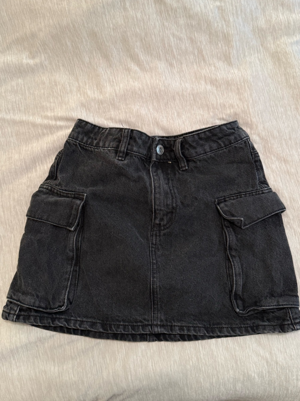 Stradivarius black cargo mini skirt